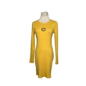 Wild Fable yellow long sleeves sun embroidered knit mini dress size Medium